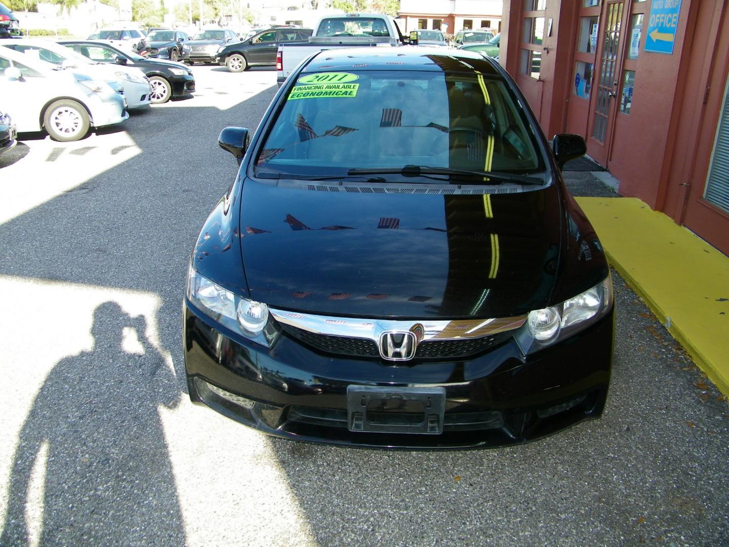 2011 Black /Gray Honda Civic LX Sedan 5-Speed AT (19XFA1F5XBE) with an 1.8L L4 SOHC 16V engine, 5-Speed Automatic transmission, located at 4000 Bee Ridge Road, Sarasota, FL, 34233, (941) 926-0300, 27.298664, -82.489151 - Photo#1